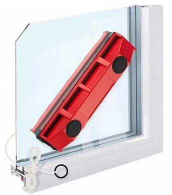 Магнитная щетка для мытья окон с двух сторон MHZ Glider, красная