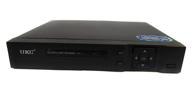 Відеореєстратор DVR реєстратор 4 канальний UKC CAD 1204 AHD